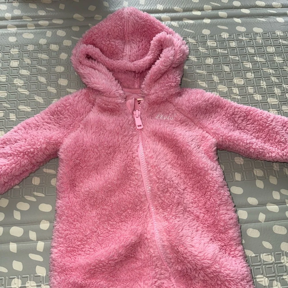Levi’s Baby Girl Pink Sherpa Onesie Size 6 Months